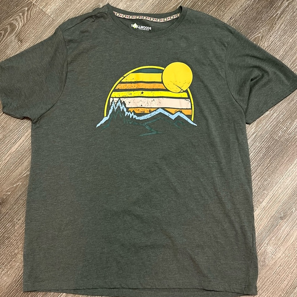 Tallwoods Graphic T